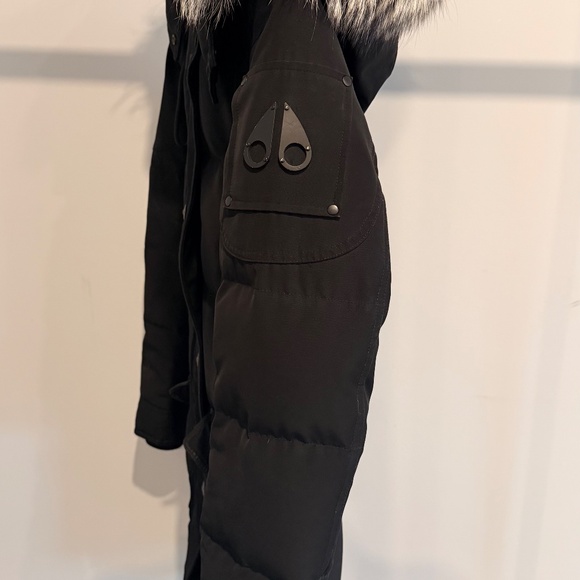 Moose Knuckles Alberta Parka - Picture 3 of 16